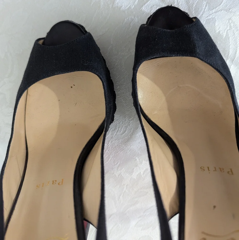 Christian Louboutin Peep Toe Slingbacks Size 38 red and black slingback